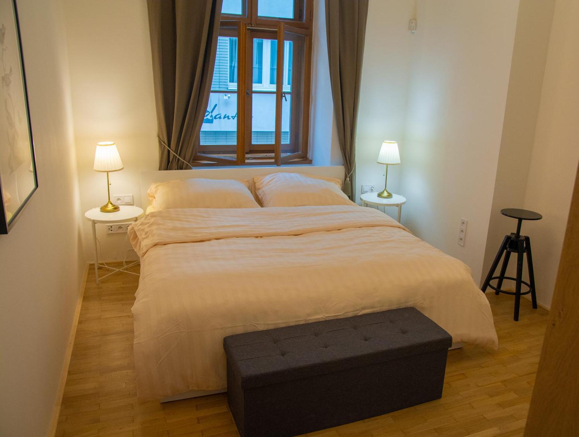 New City Centre Garden Apartment - Central Location Prag Eksteriør billede