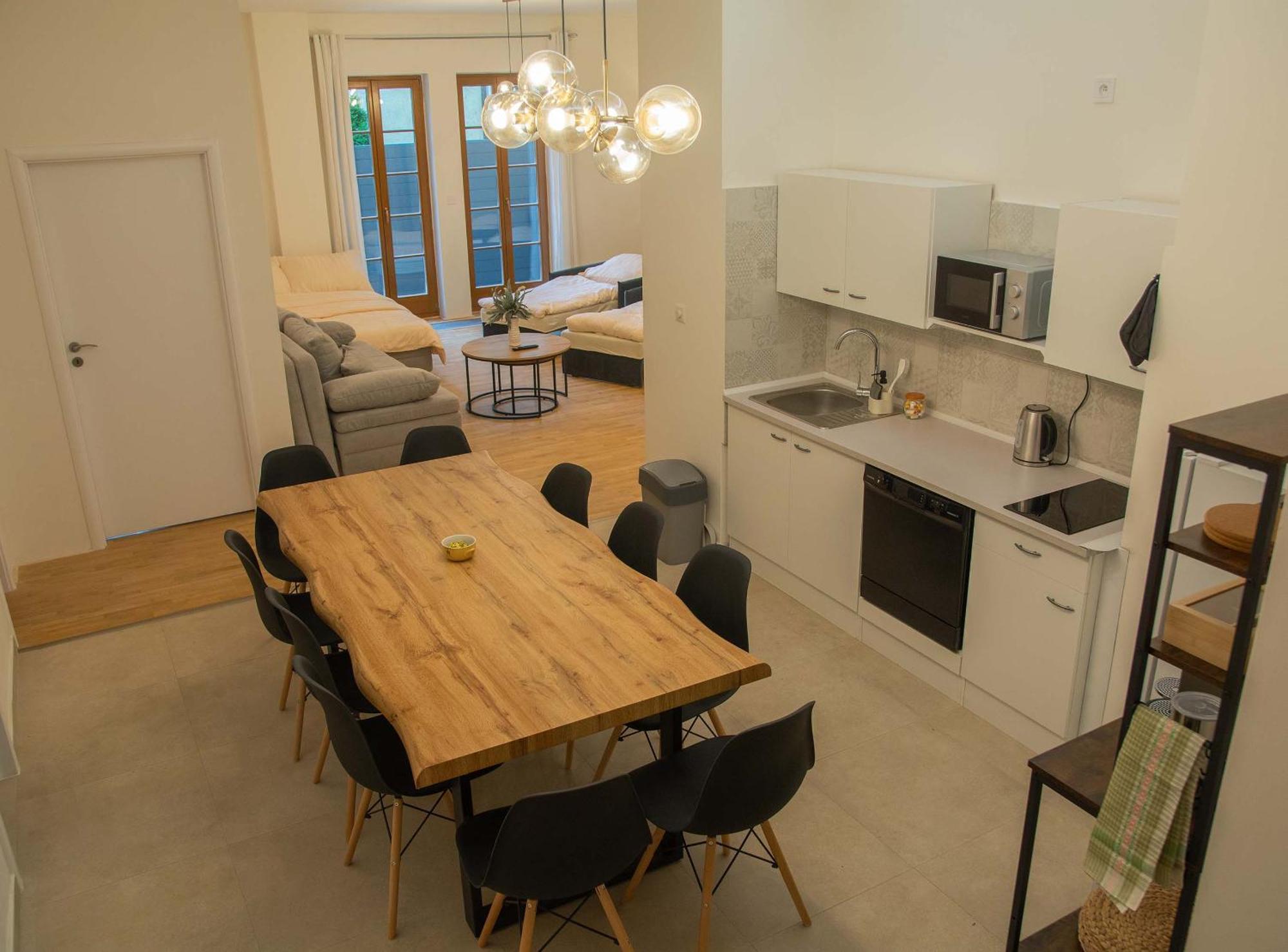 New City Centre Garden Apartment - Central Location Prag Eksteriør billede